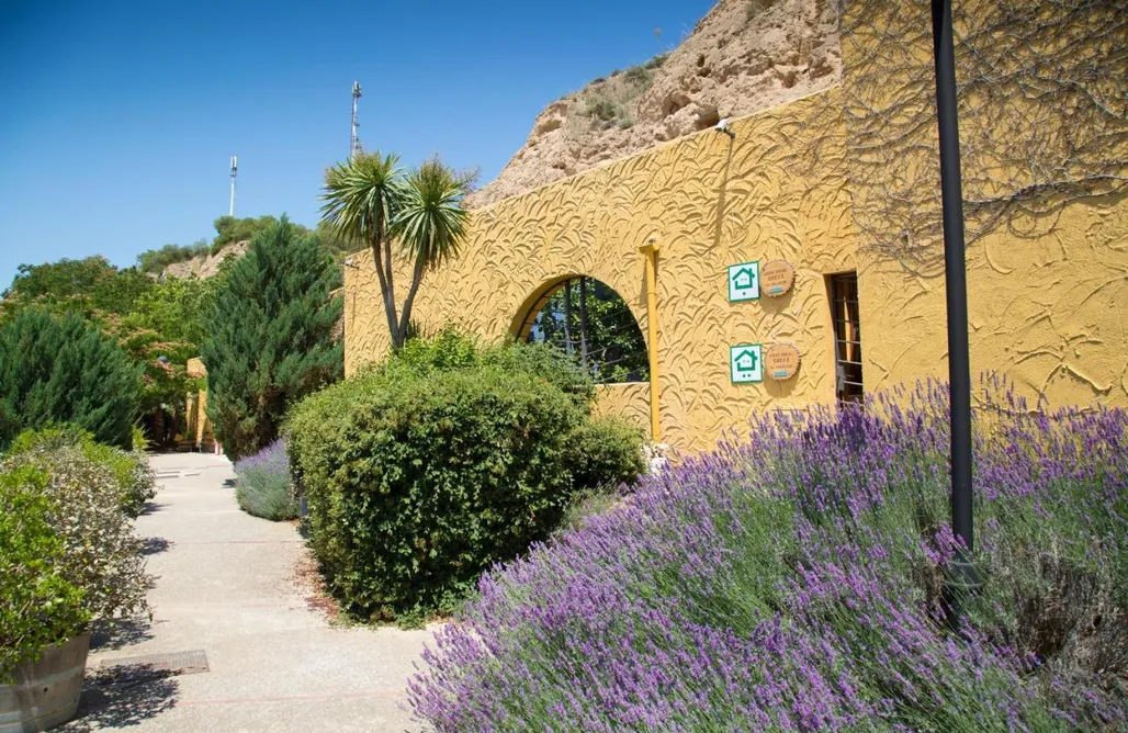 Casas en el Bosque Cuevas de Bardenas 3