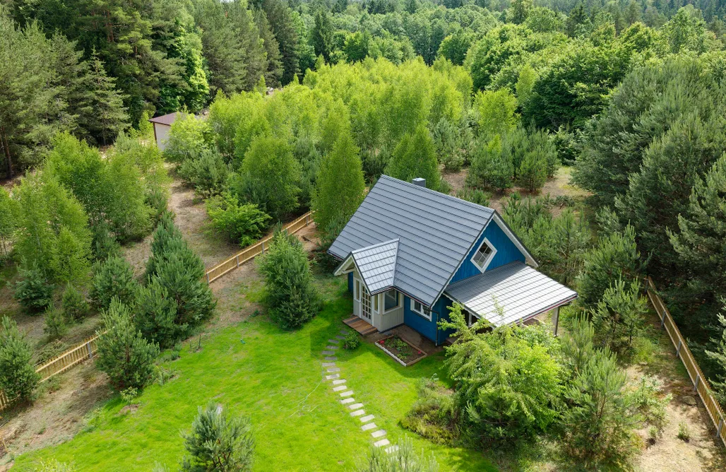 Glamping Niebieski Domek nad Marychą 2