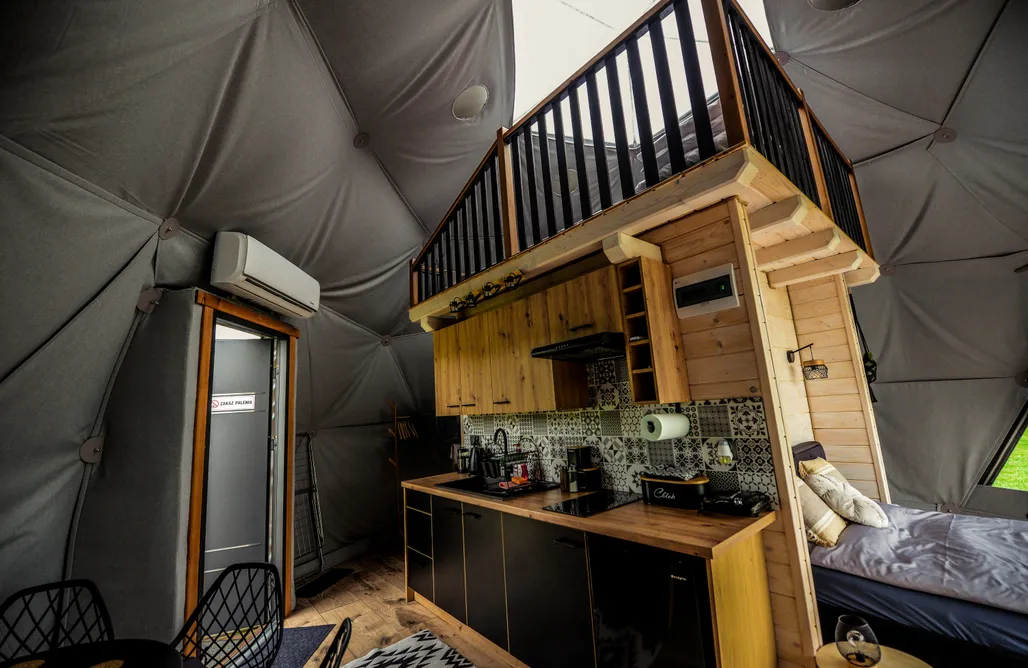 Przemyśl noclegi Glamping nad Sanem  1