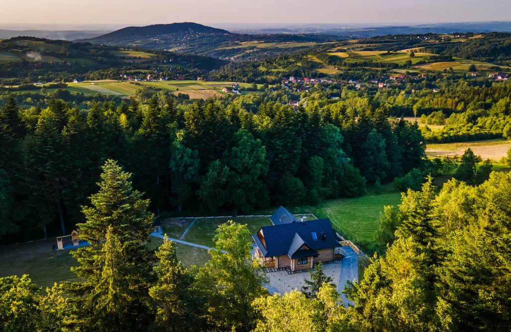 Domek Nad Stawem Chałupy w lesie 2