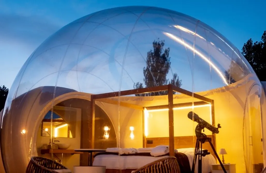 AlohaCamp Halley burbuja  baño interior 2