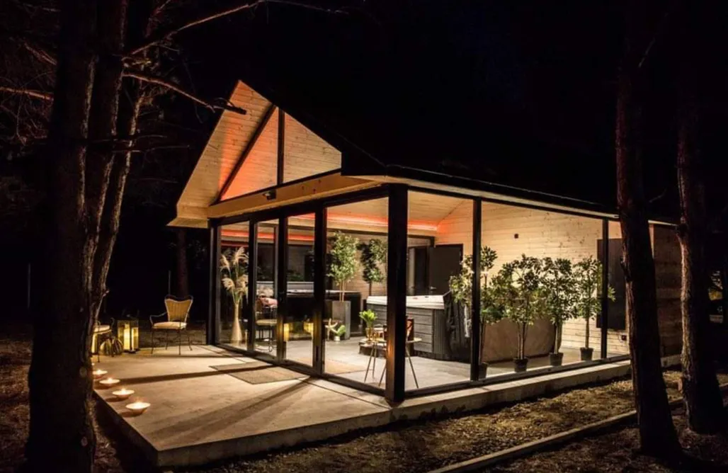 Unterkunft AlohaCamp Ferienhaus am Waldrand mit Spa-Jacuzzi-Bereich 4