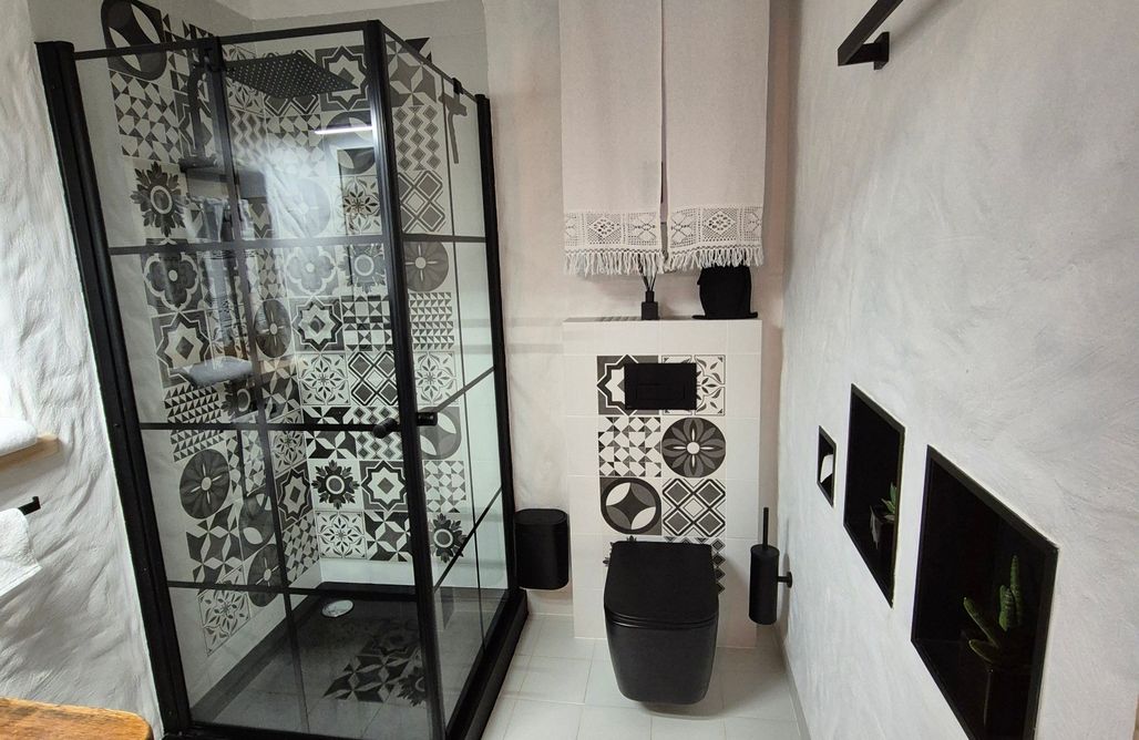 AlohaCamp Woodland House 1 2