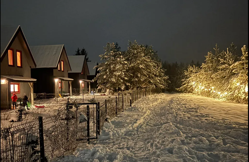 ubytování AlohaCamp Polana Gawrycha - domki widokowe nad jeziorem Staw 2