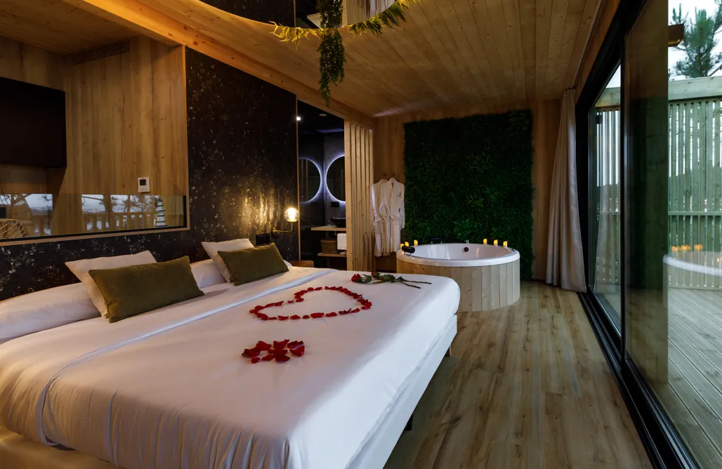 AlohaCamp Faro de Laxe 2