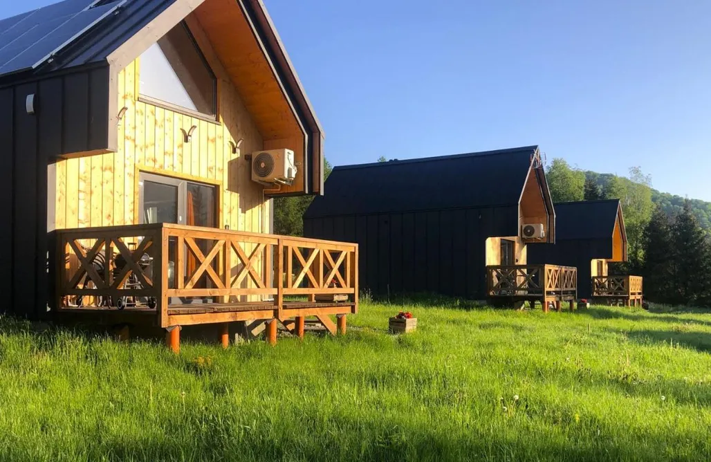 AlohaCamp accommodation Bieszczadzka Łąka  1