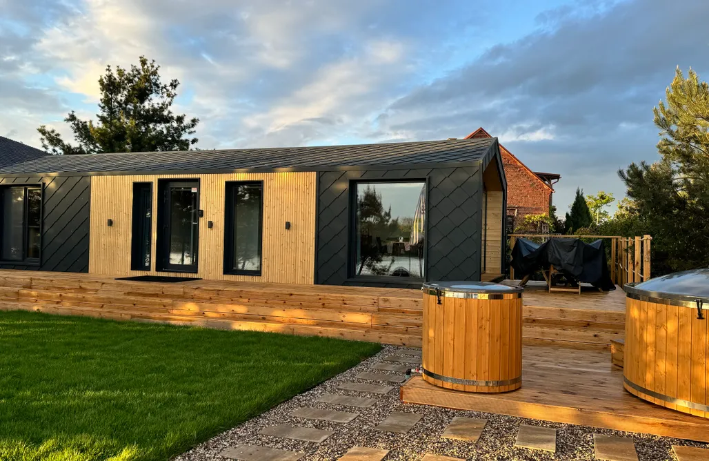 Wakacje nad jeziorem Wielkopolska Silver Moon domek na skraju rzeki 2