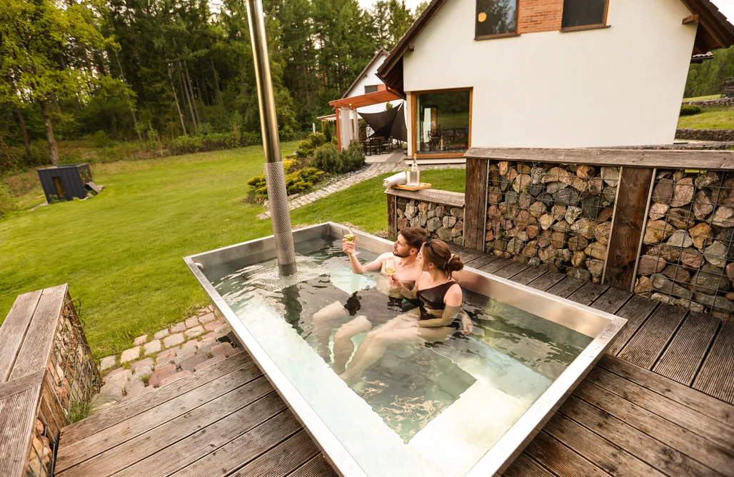 Hébergement AlohaCamp Maison Chêne au bord du lac avec bain nordique et sauna 1