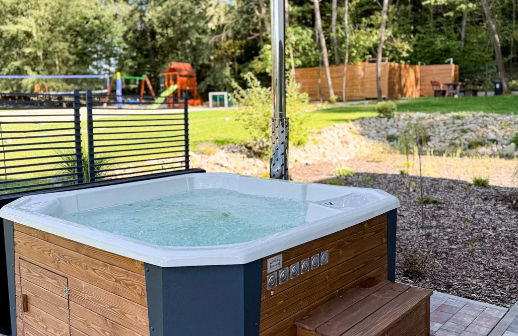 Hébergement AlohaCamp Cottages Kamieniec-luxe au cœur de la nature avec jacuzzi, sauna et terrain 4
