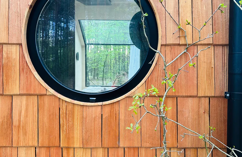 AlohaCamp UKOI TRE - Kręgi, w lesie 1