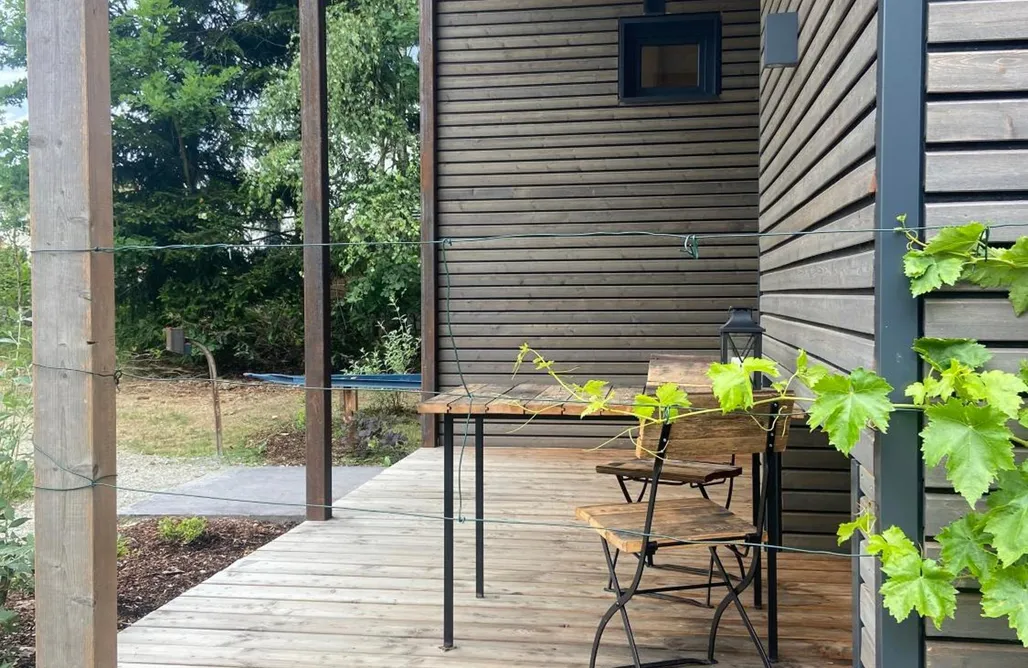 Urlaub in Bayern Trailer Cabins am See 3