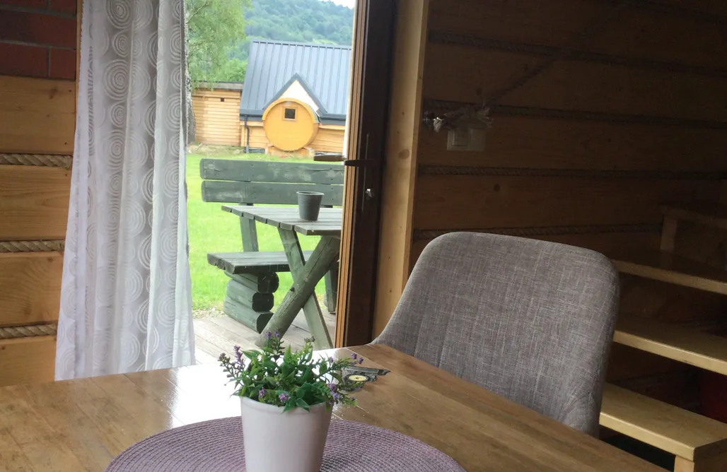 AlohaCamp Domek drewniany apartament Stasia 4