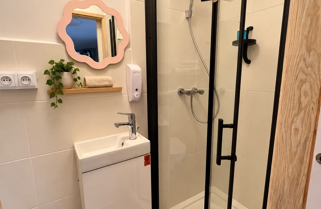 Noclegi W Polsce Domek Holenderski z prywatnym jacuzzi 1