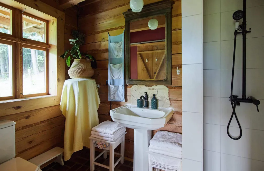 AlohaCamp Dom pod Lasem 4