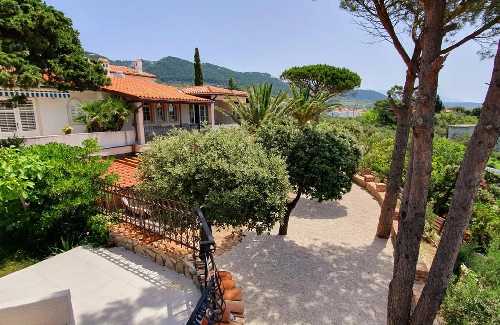 Unterkunft AlohaCamp St Lucia Castle 4