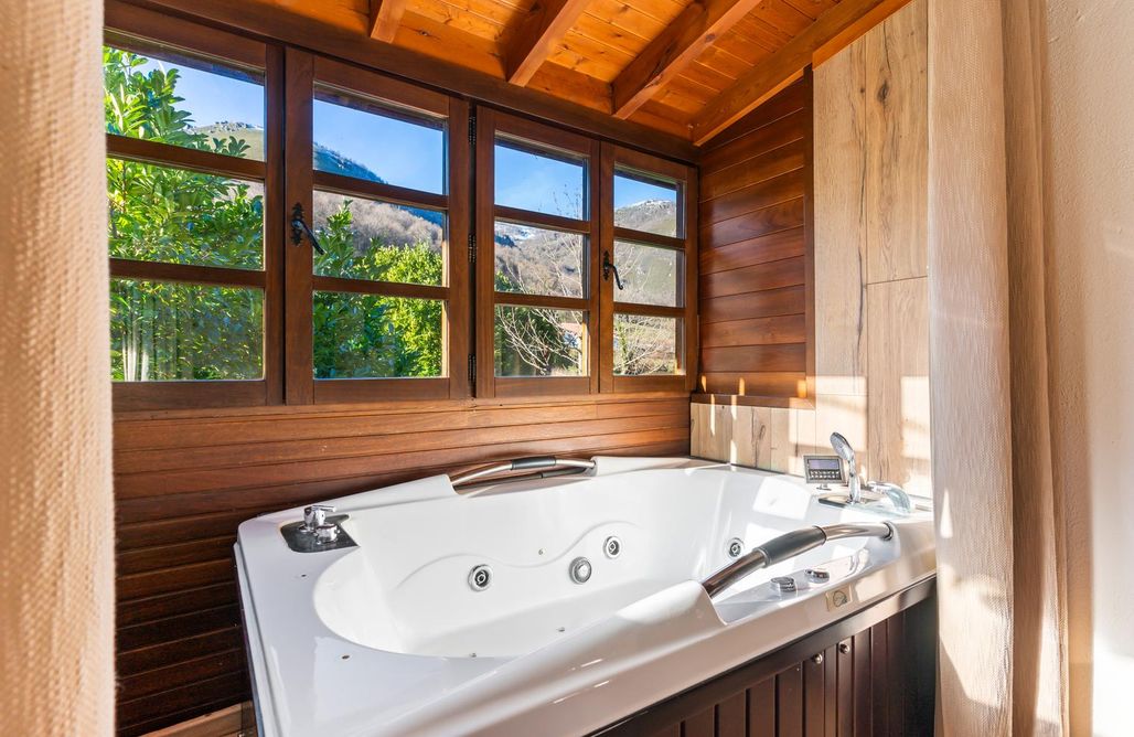 AlohaCamp Casa Viscárcel con jacuzzi 4
