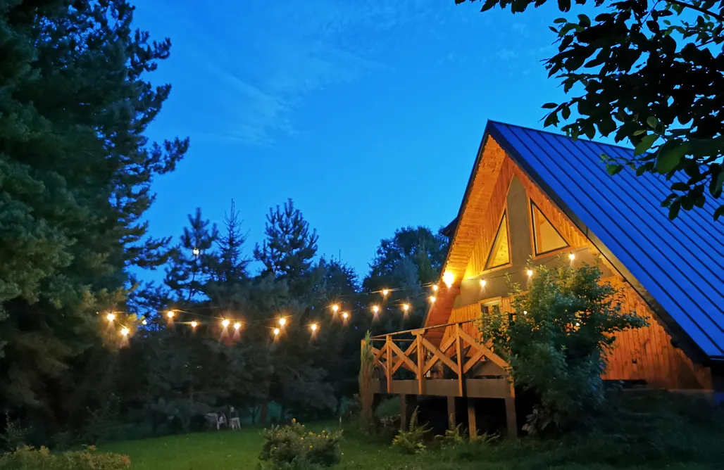 noclegi AlohaCamp Szałas na skraju sosnowego lasu 5
