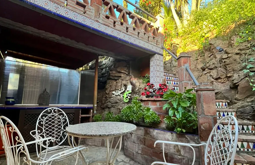 alojamientos AlohaCamp Finca con jardín paradisíaco y piscina privada 5