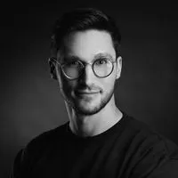 Juliusz gospodarz Willa Orlik