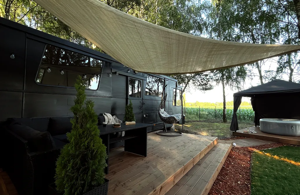 Anastazewo noclegi Dom.Las & Bus - wyjątkowy nocleg w amerykańskim autobusie 2