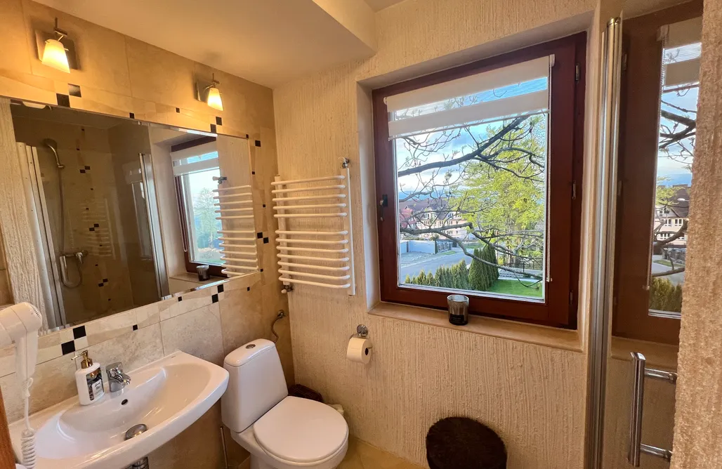 noclegi AlohaCamp Domek Zyngierka w pobliżu basenów termalnych 5