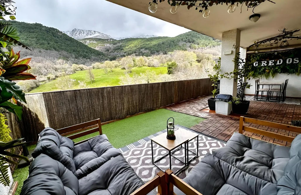 AlohaCamp accommodation Gredos Starlight House 2