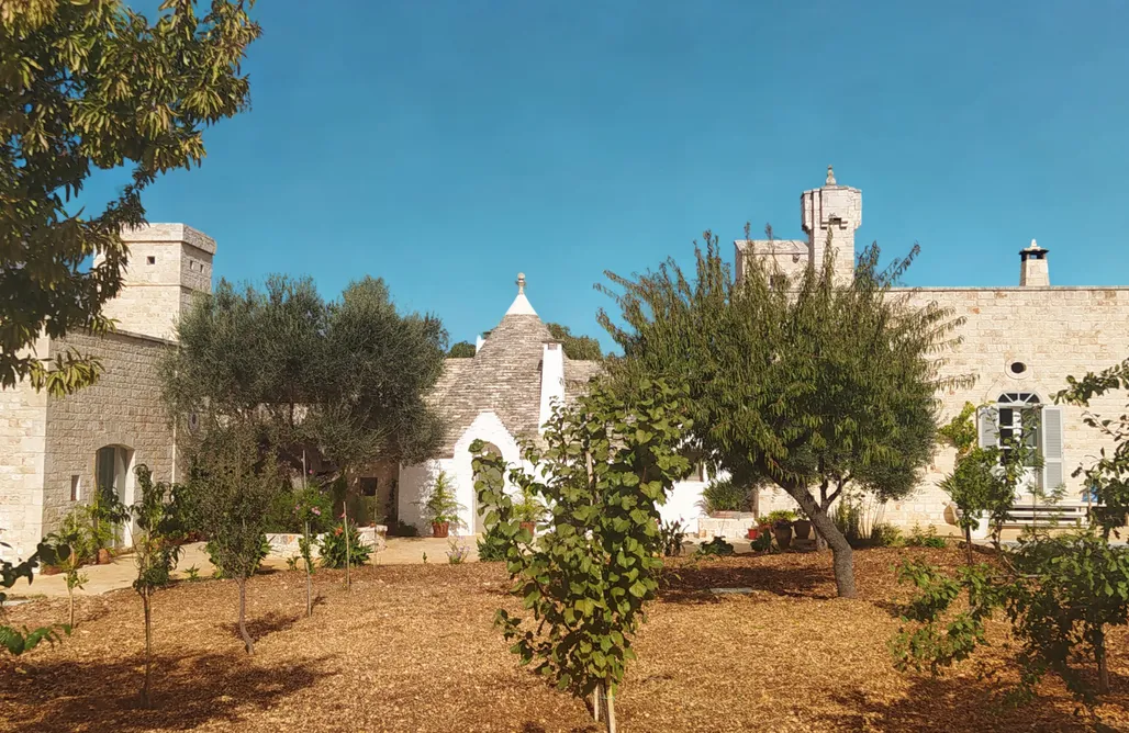 Dimora La Matrona - Masseria-Trulli Genius Loci Dimore  AlohaCamp