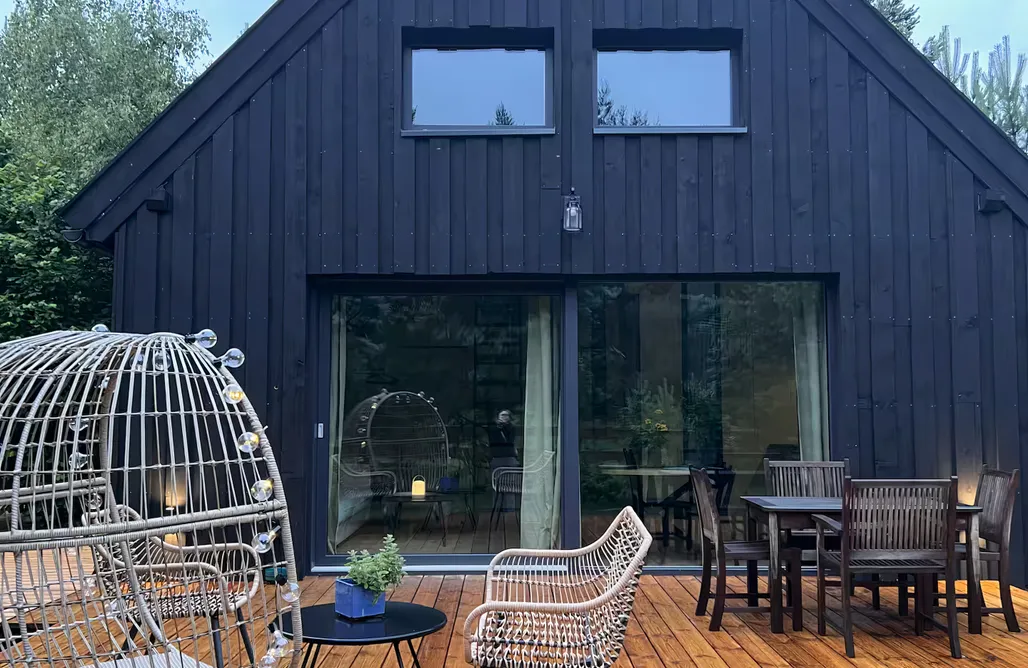 Gałkowo noclegi Szuwarowe Domki na Mazurach: Domek w Poziomkach 3