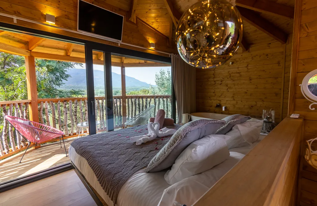 Les Suites: Cabañas en Montseny AlohaCamp