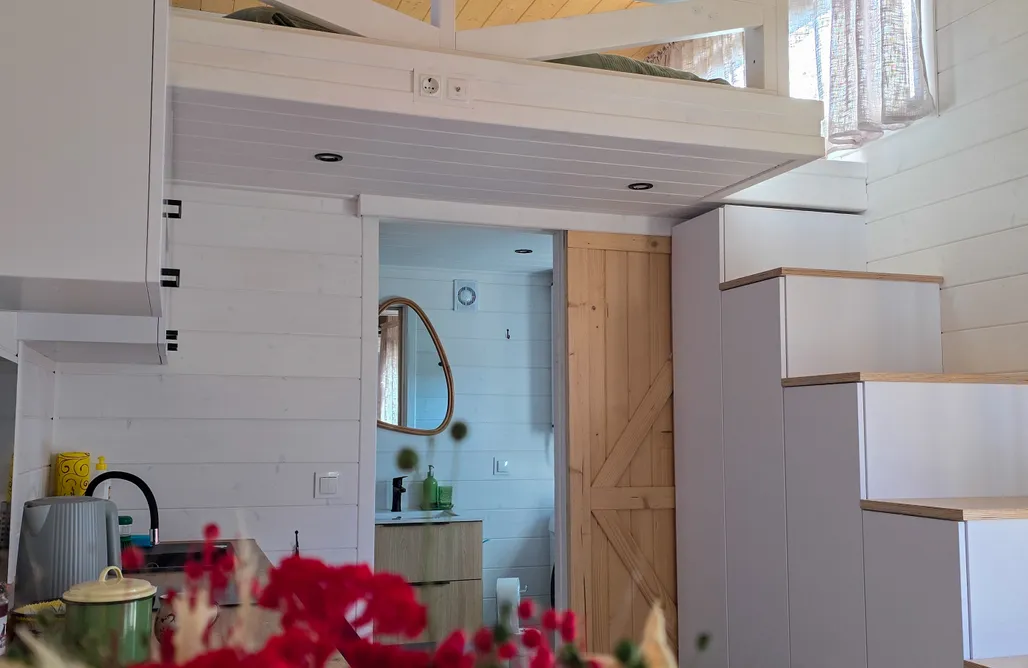 Odkryj miejsca na wyjazd z pupilem 🐶 Jemiołucha Glamping  3