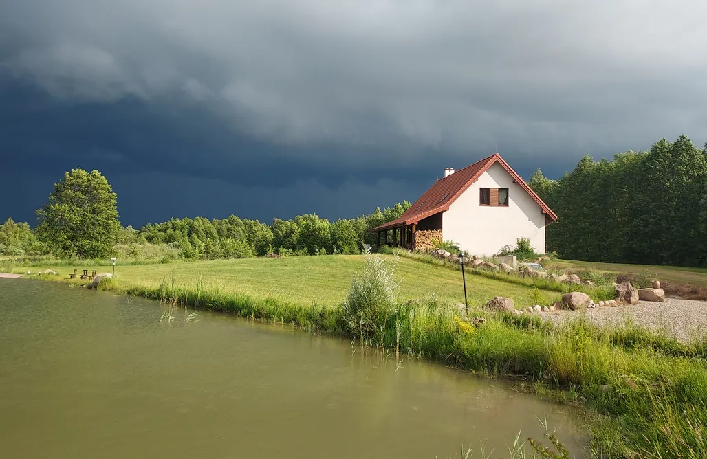 noclegi AlohaCamp Żeremisko - klimatyczny dom na odludziu 4