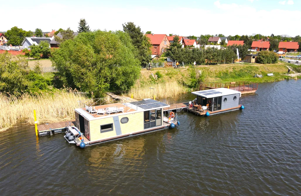 5 os Houseboat pływający dom Water Boy, bez patentu motorowodnego AlohaCamp