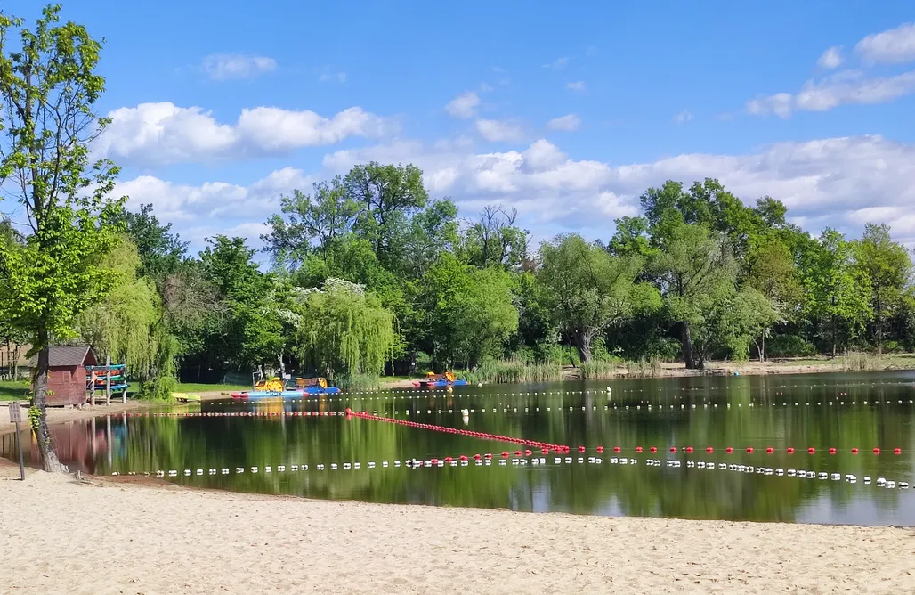 AlohaCamp Kraina Dobrej Energii- przyczepa kempingowa  2