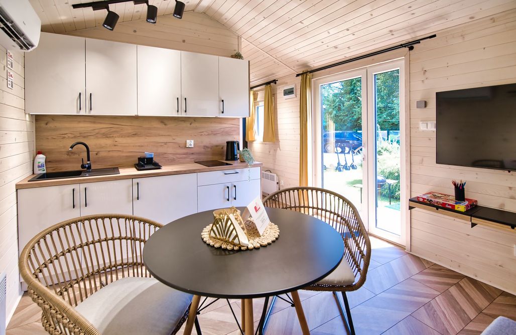 AlohaCamp Domek Exclusive numer 1  3