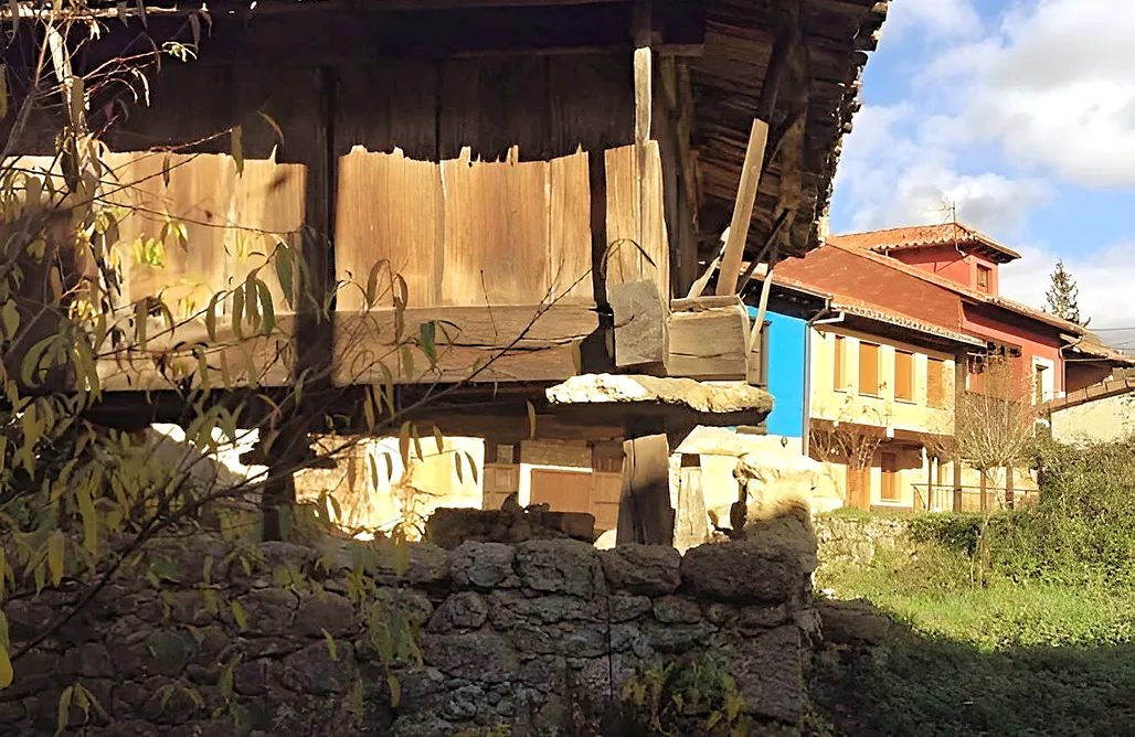 AlohaCamp accommodation El Balcon del Horreo 1