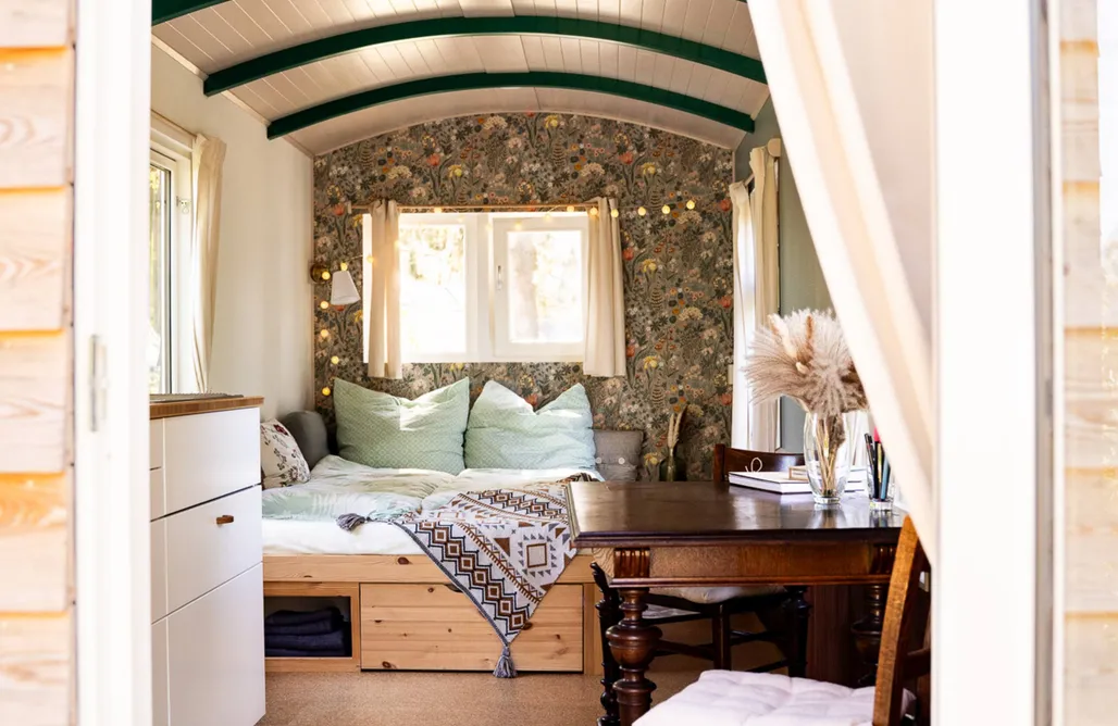 AlohaCamp Tiny House Alma 2