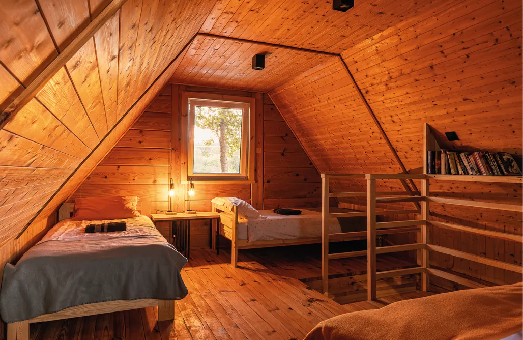 Zaćmienie Słońca 2026 ☀️ Zatylove domki - Olchowy 1