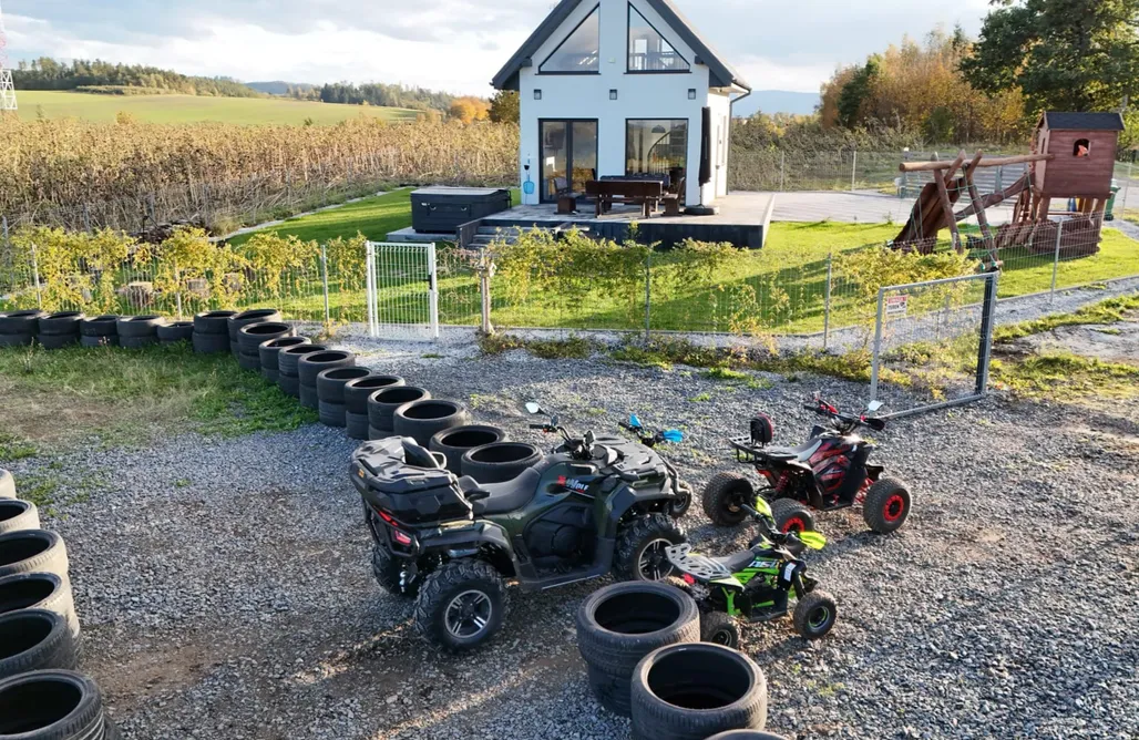 noclegi AlohaCamp Domek w Słonecznikach🌻 Jacuzzi, Quady, Góry. 1