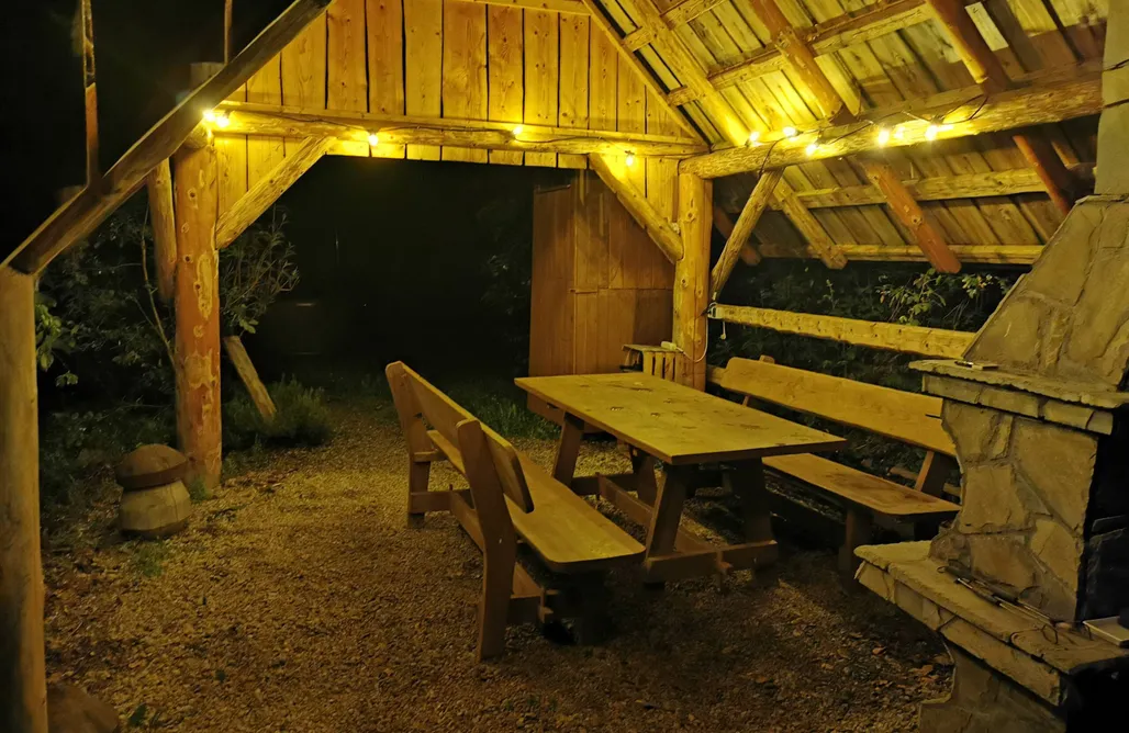 AlohaCamp Charming Barrel House 1