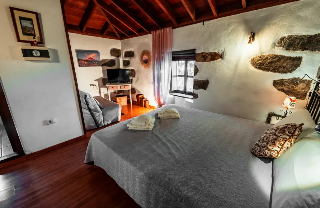 AlohaCamp Habitación planta alta y vistas al mar. 3