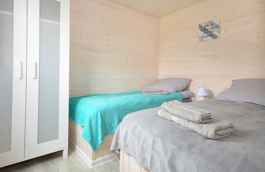 AlohaCamp Domek komfort z jacuzzi 3A 2