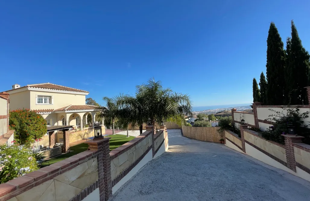 Hoteles en Torre Del Mar MalagaSuite Villa Rural Madeira 1