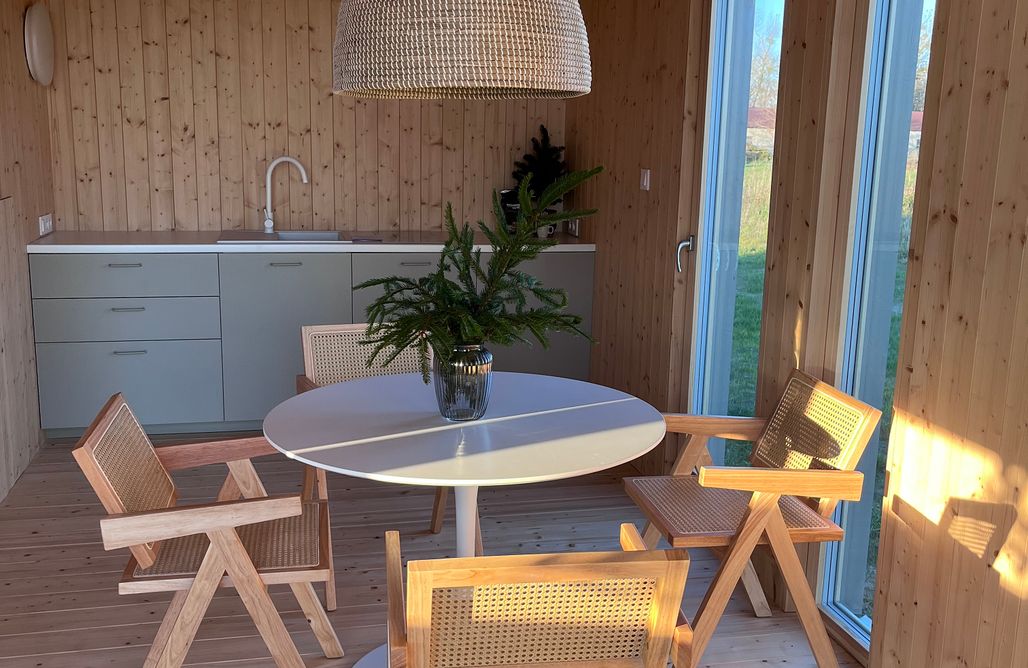 AlohaCamp Slowcabin two 4