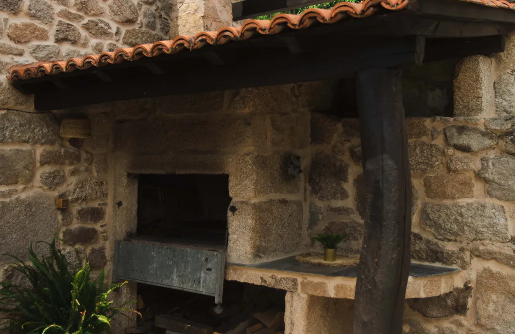 AlohaCamp accommodation Apedeceo Belesar Villa 5
