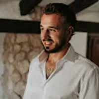 Adrian usuario