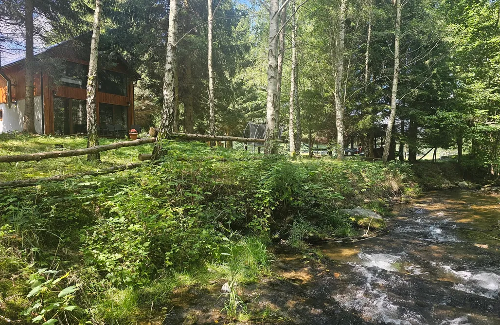 AlohaCamp accommodation Nad Potokiem z Alpakami 3