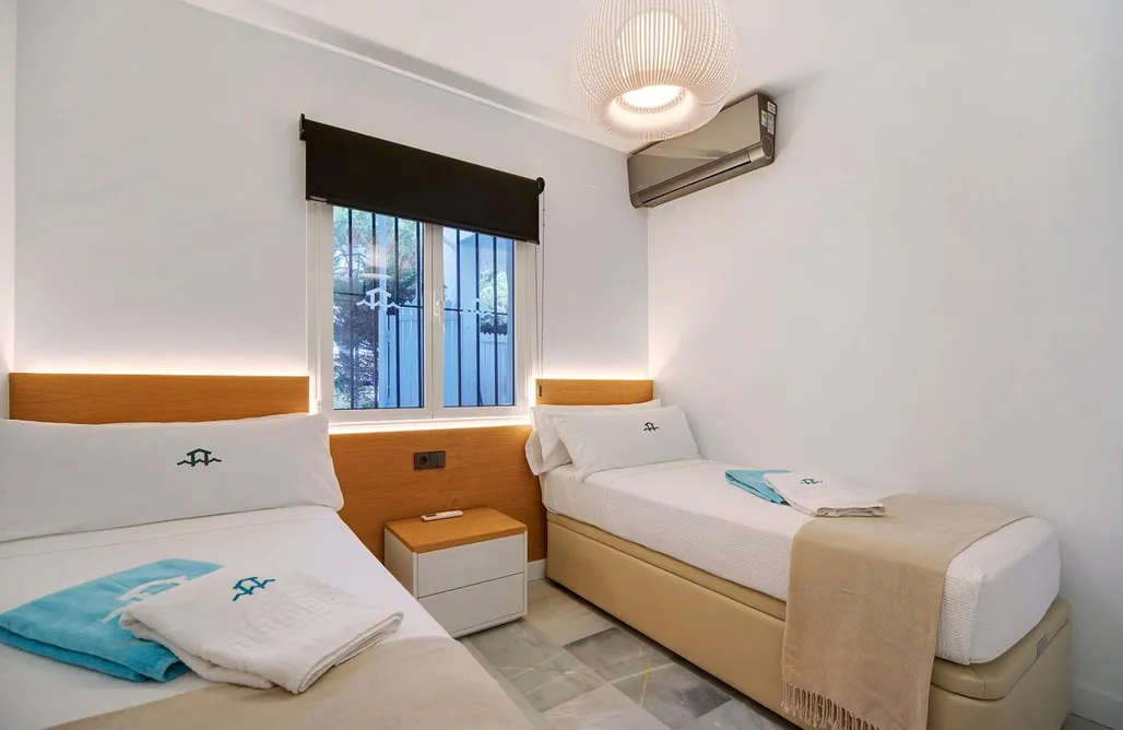 AlohaCamp Two-Bedroom Apartment 4