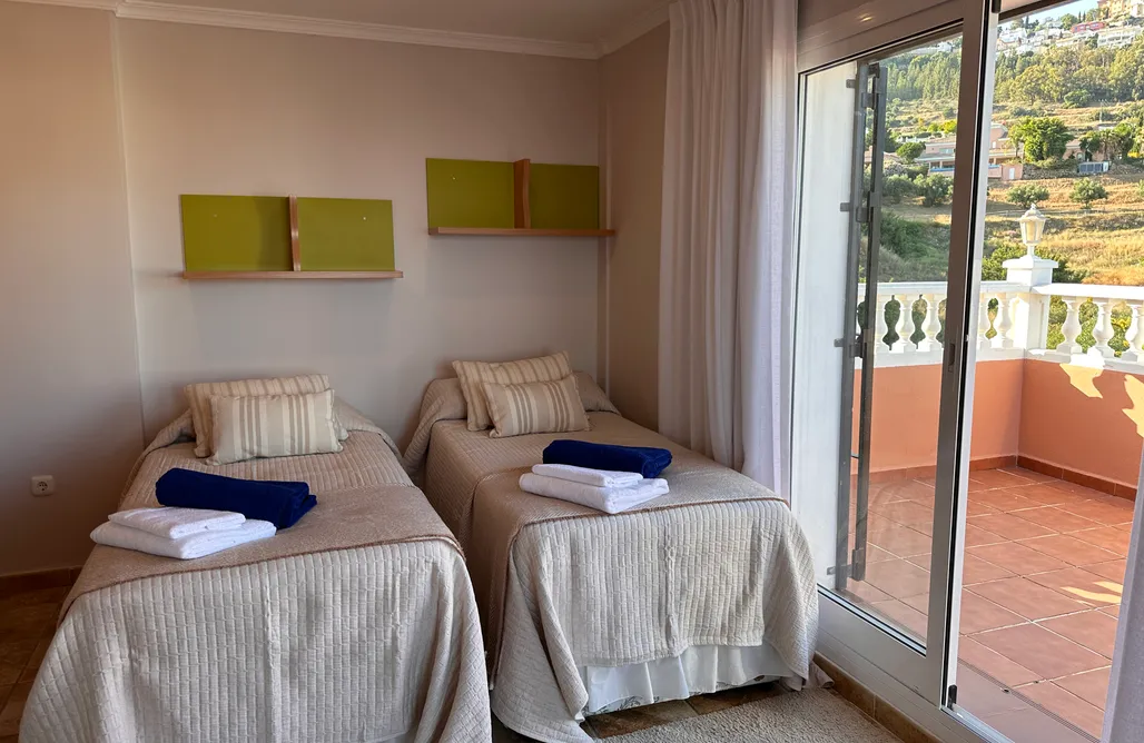 Glamping MalagaSuite Villa Olmedo 1