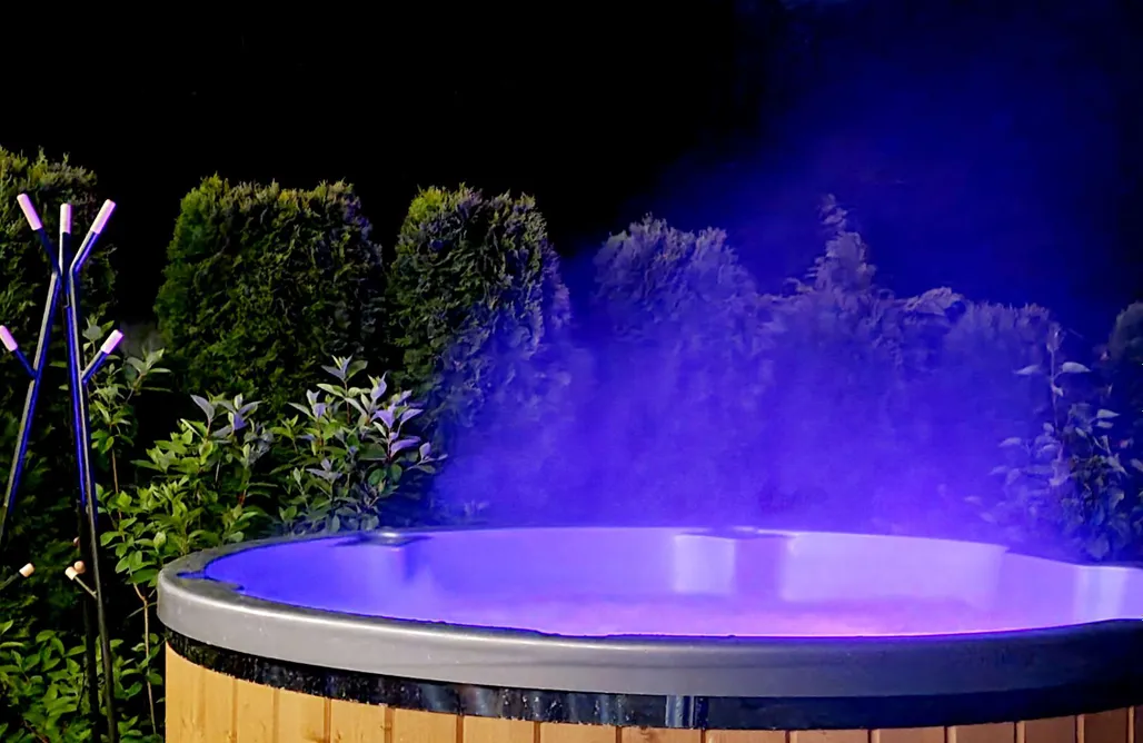 noclegi AlohaCamp Dom z jacuzzi nad jeziorem - Jadamowo 15 1