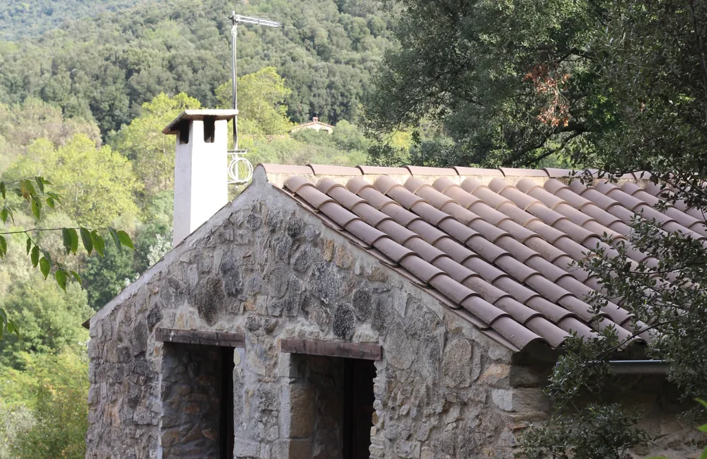 AlohaCamp accommodation Rustic 18th-Century Barn 5